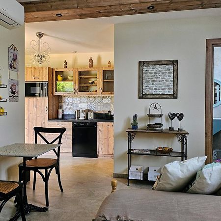 Charmant Studio Pres De La Plage Avec Jacuzzi Et Terrasse Privative Villeneuve-Loubet Exterior photo